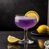 Aviation drink z ginem i likierem Maraschino