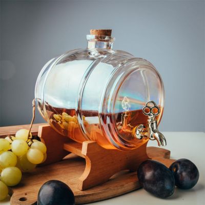 Beczka szklana do przechowywania domowego alkoholu